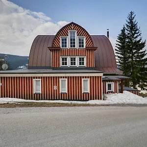 pension-villa-miluska.spindleruvmlyn-hotels.com/
